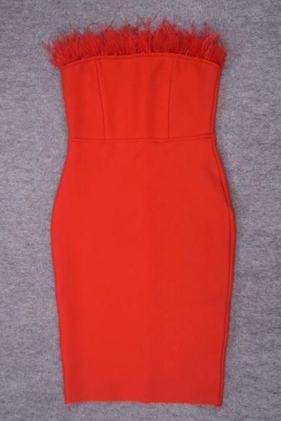 Woman wearing a figure flattering Erin Bandage Dress - Lipstick Red BODYCON COLLECTION