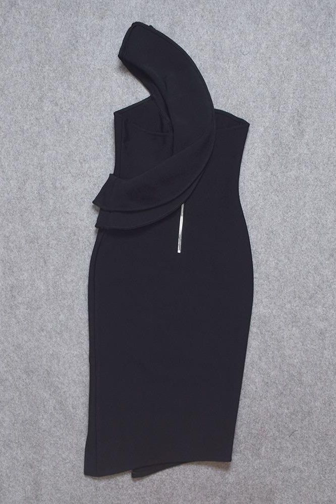 Woman wearing a figure flattering Hayley Bodycon Dress - Classic Black Bodycon Collection