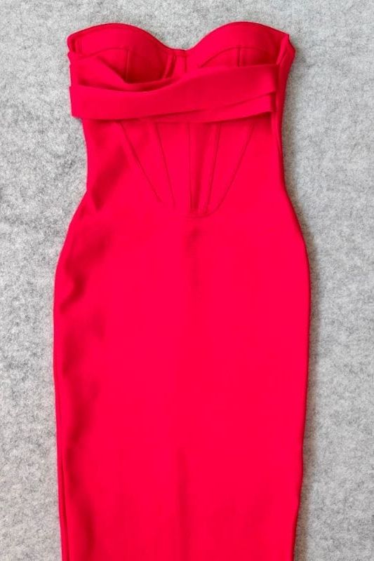Woman wearing a figure flattering Miles Bodycon Dress - Lipstick Red BODYCON COLLECTION