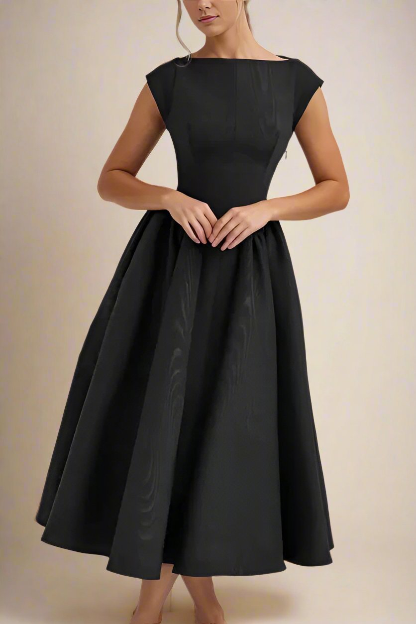 Woman wearing a figure flattering Stella Bodycon Midi Dress - Classic Black BODYCON COLLECTION