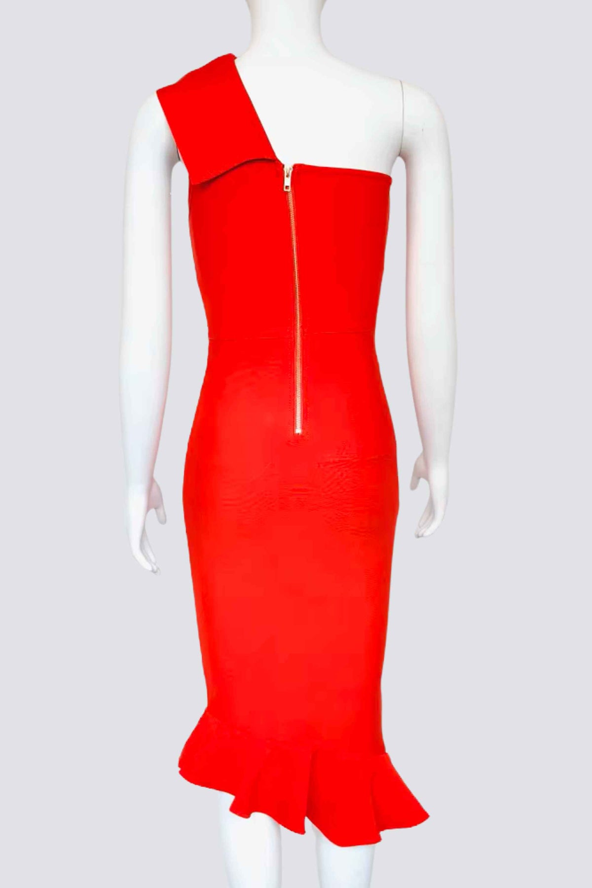 Woman wearing a figure flattering  Avery Bandage Dress - Lipstick Red BODYCON COLLECTION