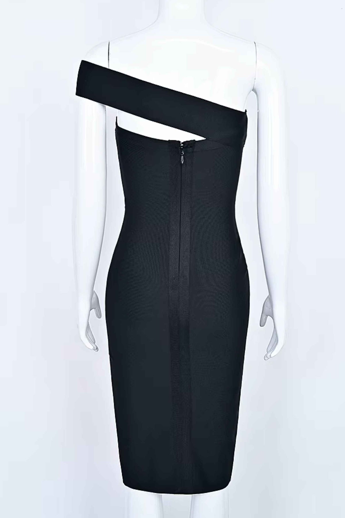Woman wearing a figure flattering  Gianna Bandage Dress - Classic Black BODYCON COLLECTION