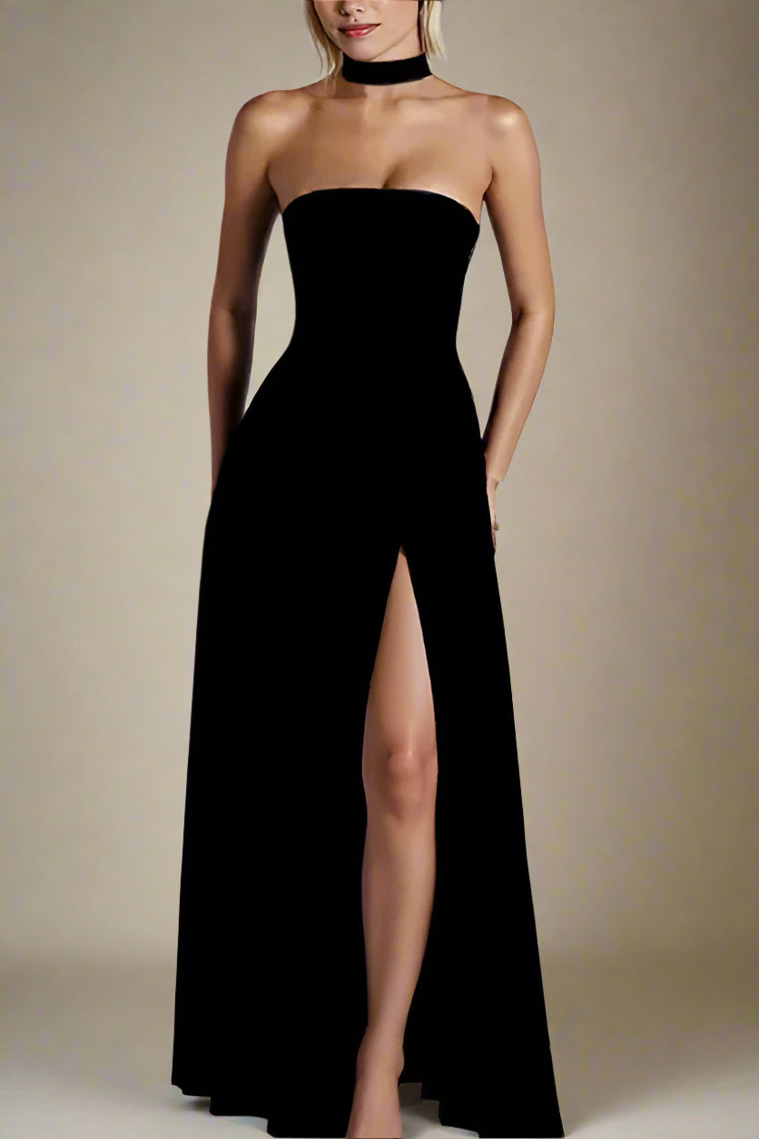 Woman wearing a figure flattering  Kellie Bodycon Maxi Dress - Classic Black BODYCON COLLECTION