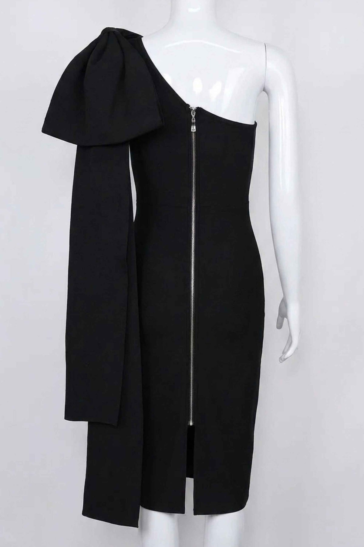 Woman wearing a figure flattering  Lela Long Sleeve Bandage Midi Dress - Classic Black BODYCON COLLECTION
