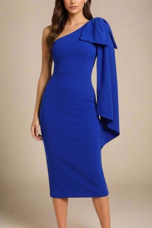 Woman wearing a figure flattering  Lela Long Sleeve Bandage Midi Dress - Royal Blue BODYCON COLLECTION