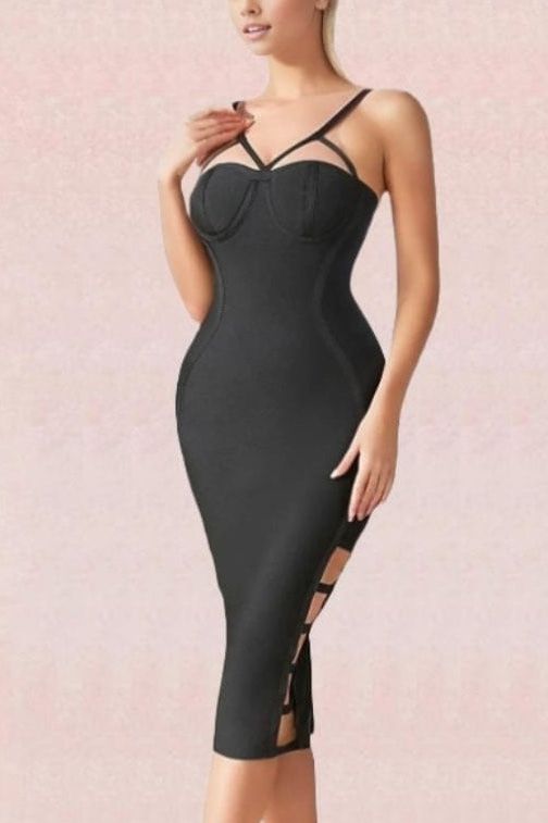 Woman wearing a figure flattering  Makay Bandage Dress - Classic Black BODYCON COLLECTION