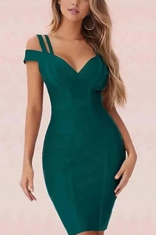 Woman wearing a figure flattering  Sia Bandage Dress - Emerald Green Bodycon Collection